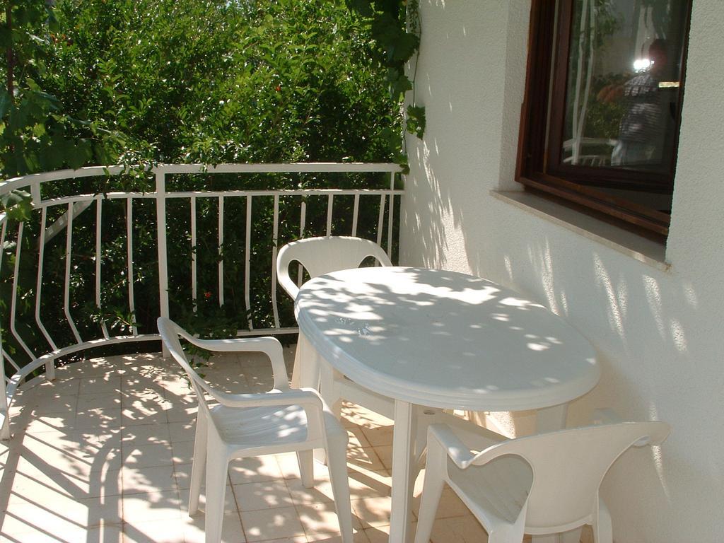 Apartments Dragan Трогір Екстер'єр фото